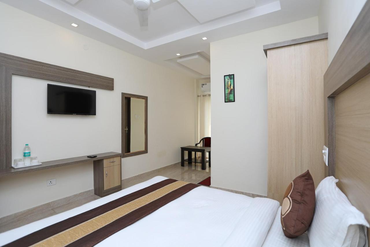 Doiwāla Hotel Kss Inn מראה חיצוני תמונה